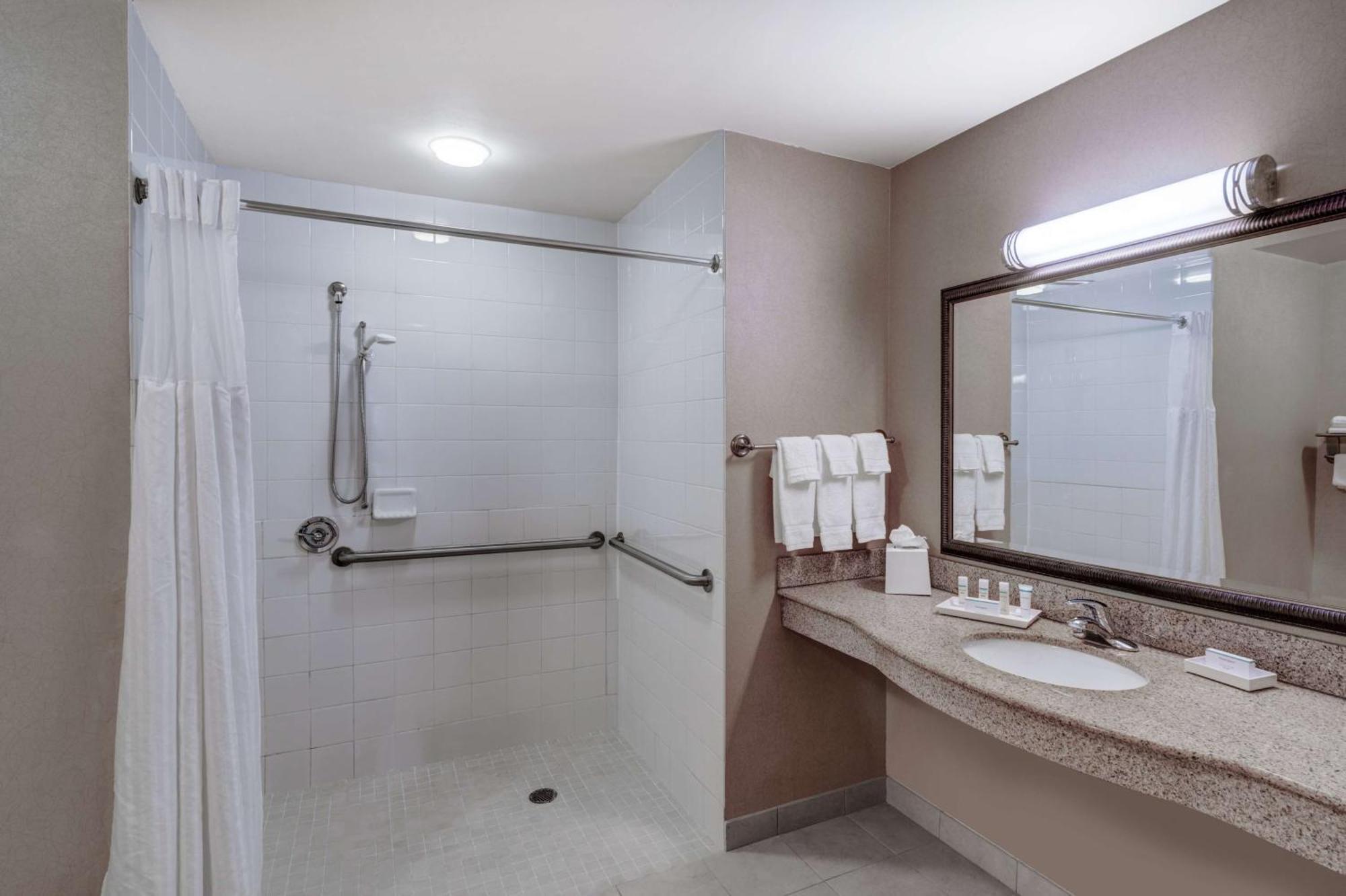 Hilton Garden Inn Огаста Экстерьер фото
