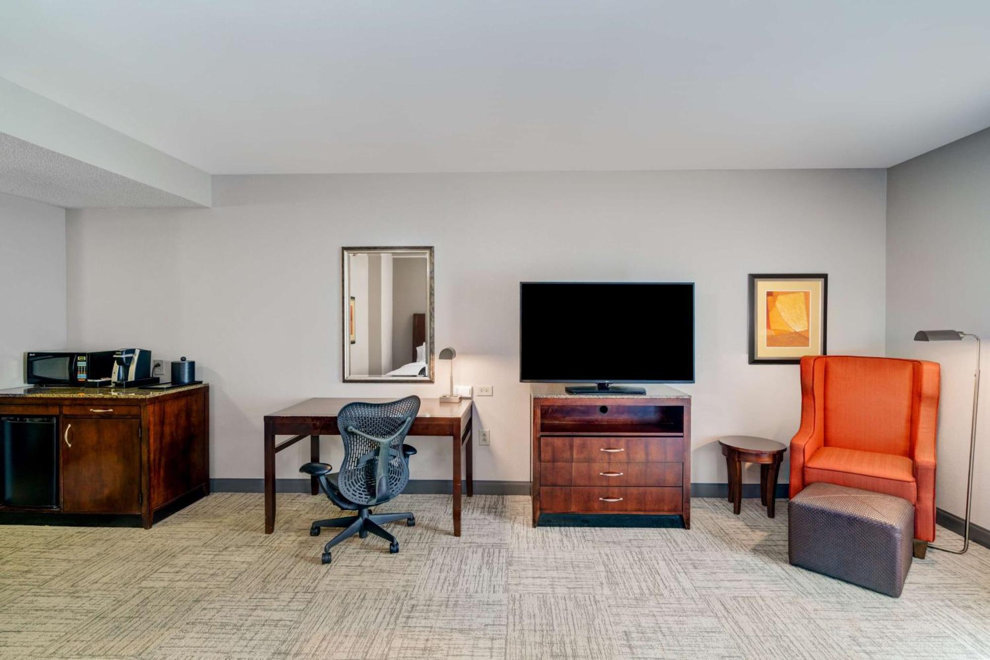 Hilton Garden Inn Огаста Экстерьер фото