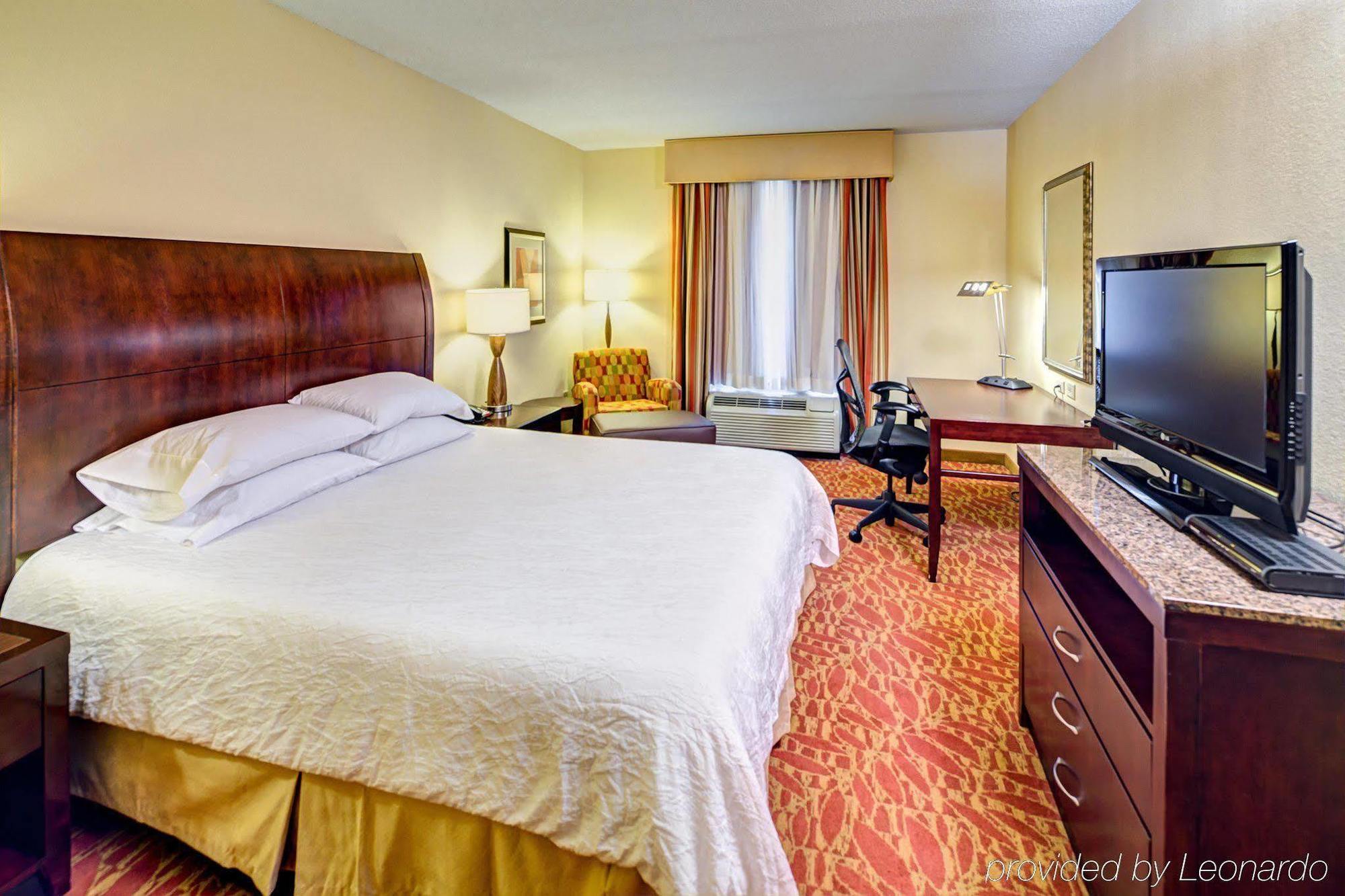 Hilton Garden Inn Огаста Экстерьер фото