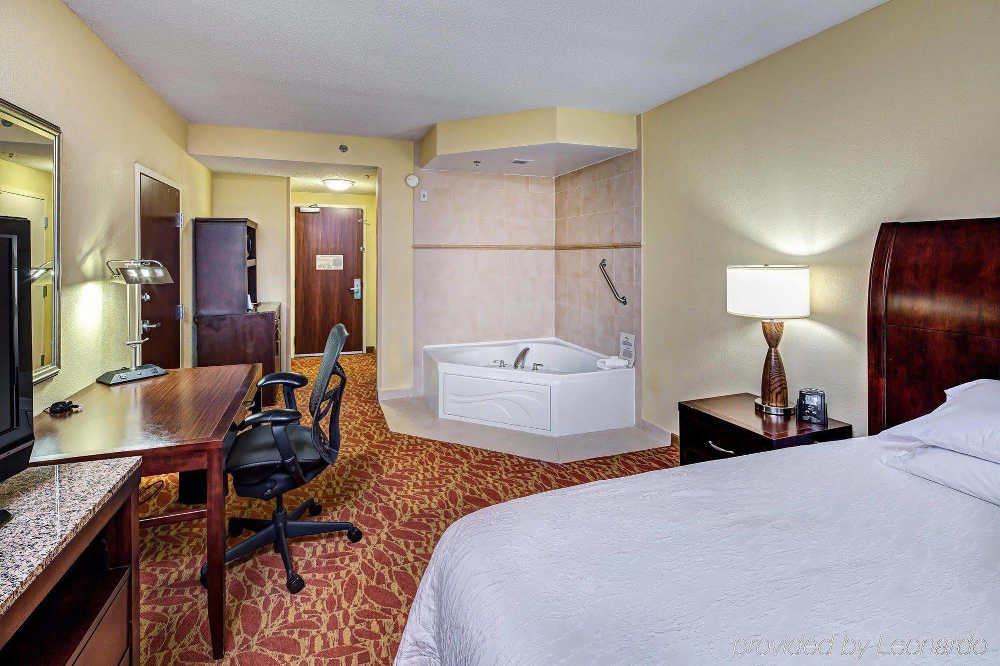 Hilton Garden Inn Огаста Экстерьер фото